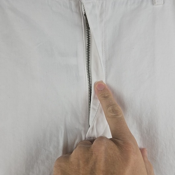 Polo Ralph Lauren Shorts Classic Fit 9" Inseam Nantucket Size 42 White NWT Flaw - Picture 6 of 11